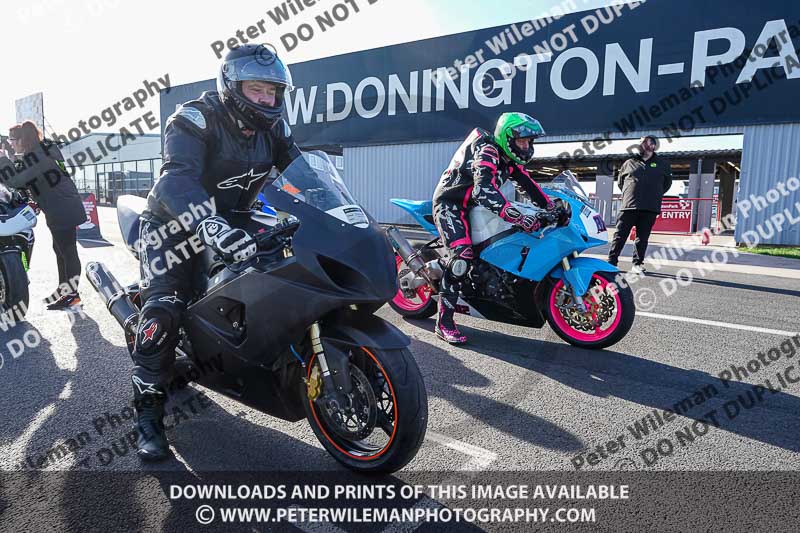 donington no limits trackday;donington park photographs;donington trackday photographs;no limits trackdays;peter wileman photography;trackday digital images;trackday photos